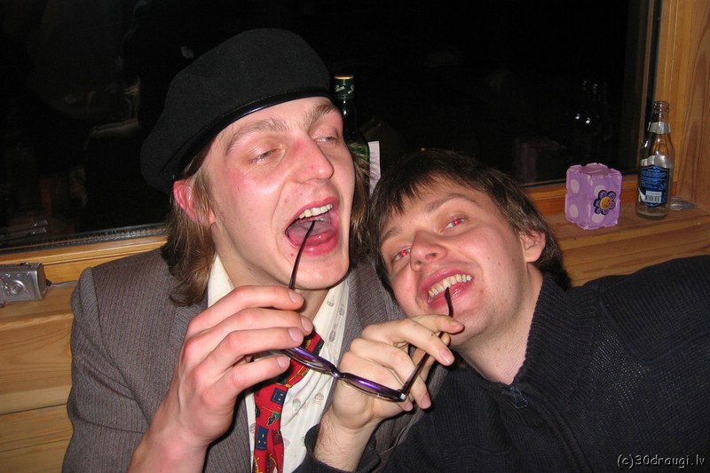udzas-dzimen200541.jpg