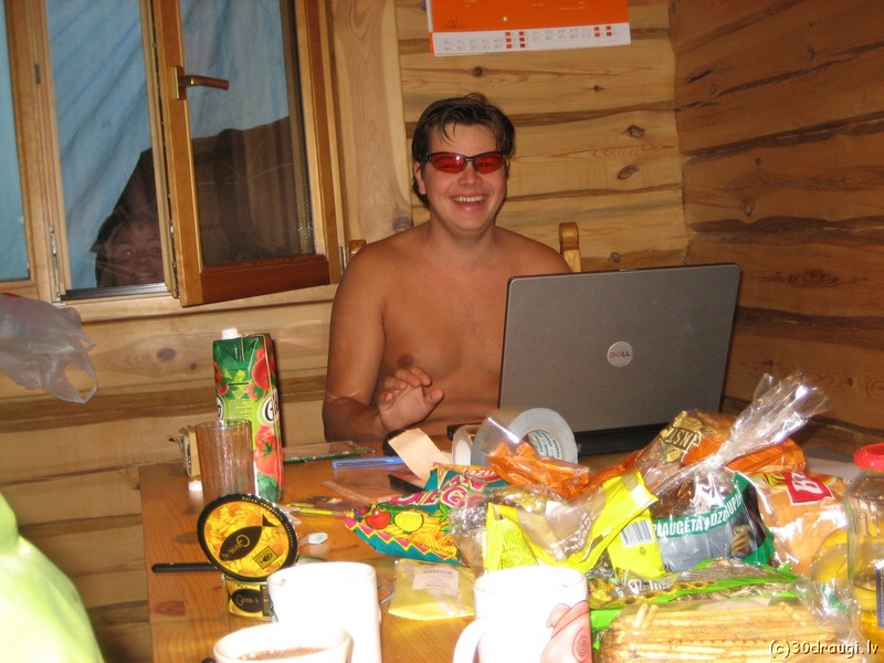 pk200746.jpg